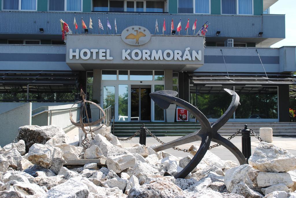 Hotel Kormoran Šamorín Εξωτερικό φωτογραφία